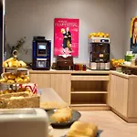 Ibis Styles Centre 아라스