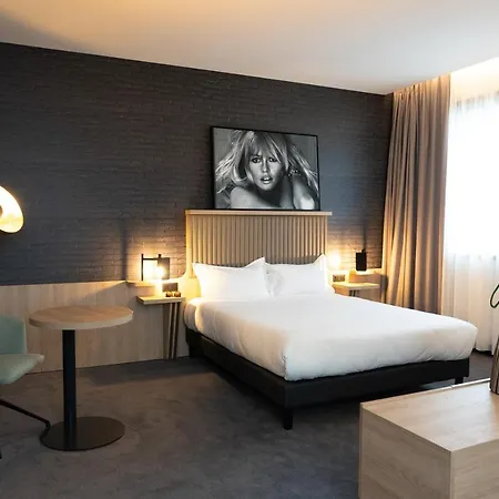 Ibis Styles Centre 3*