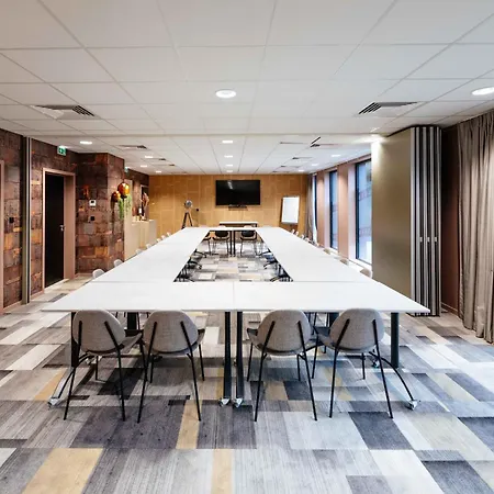 Ibis Styles Centre Hotel 3*
