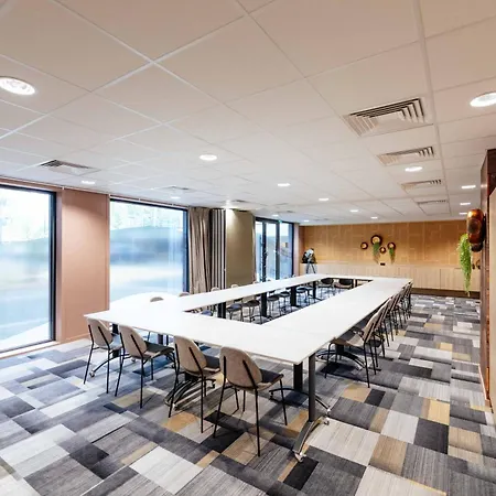 Ibis Styles Centre Hotel 3*