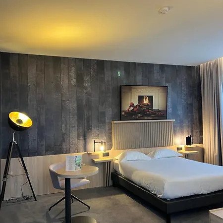 Ibis Styles Centre 3*