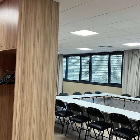Ibis Styles Centre Hotel 3*
