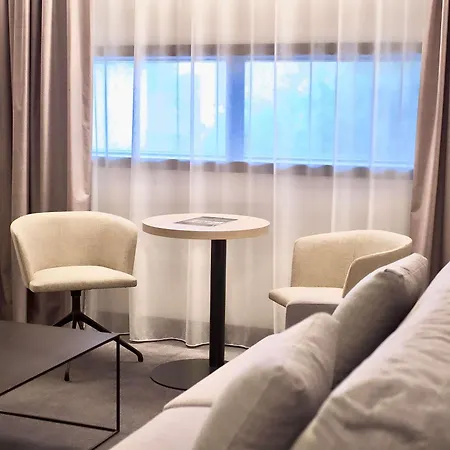 Ξενοδοχείο Ibis Styles Centre 3*