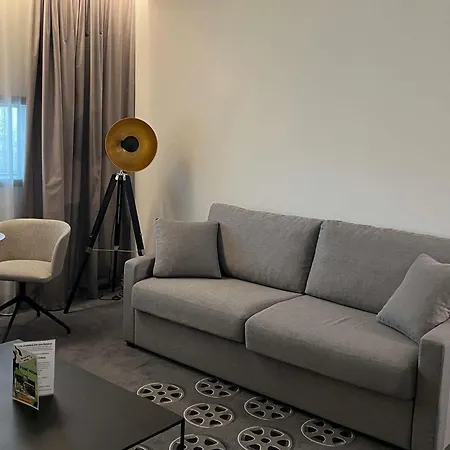 Ibis Styles Centre Hotel 3*