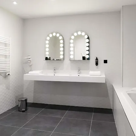 Ibis Styles Centre Hotel