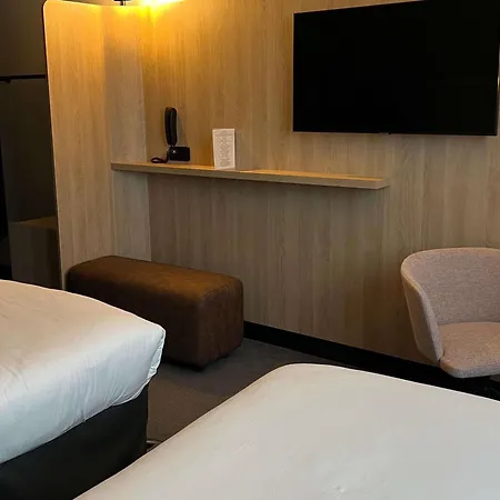 Hotel Ibis Styles Centre 3*