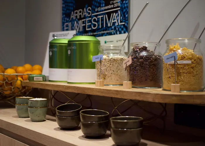 Ibis Styles Centre 3*