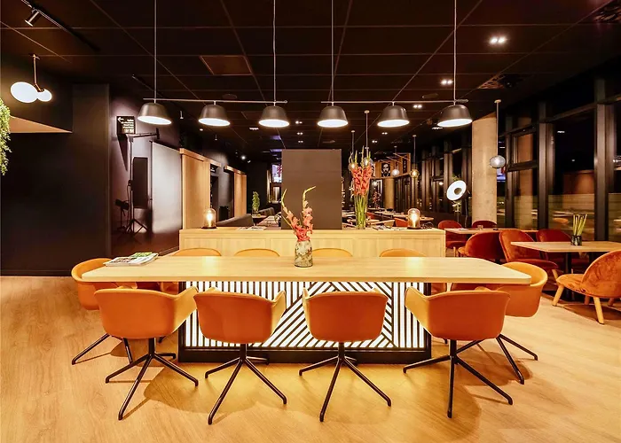 Ibis Styles Centre Hotel 3*